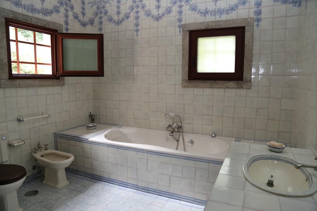 Quinta Dos Castanheiros Bed And Breakfast Ponte de Lima Ruang foto